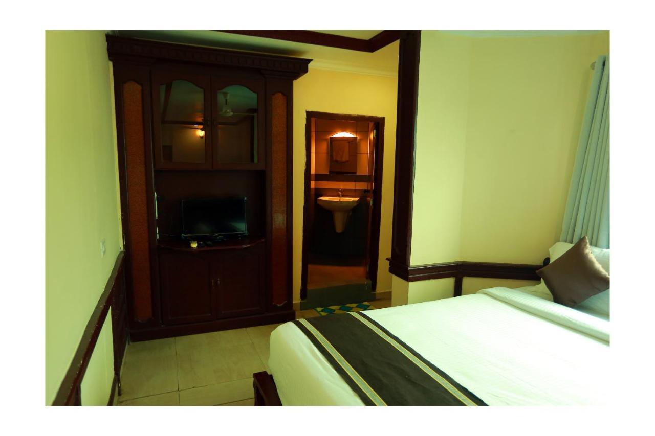 Corridor Calicut Airport Hotel Kondotty Екстер'єр фото