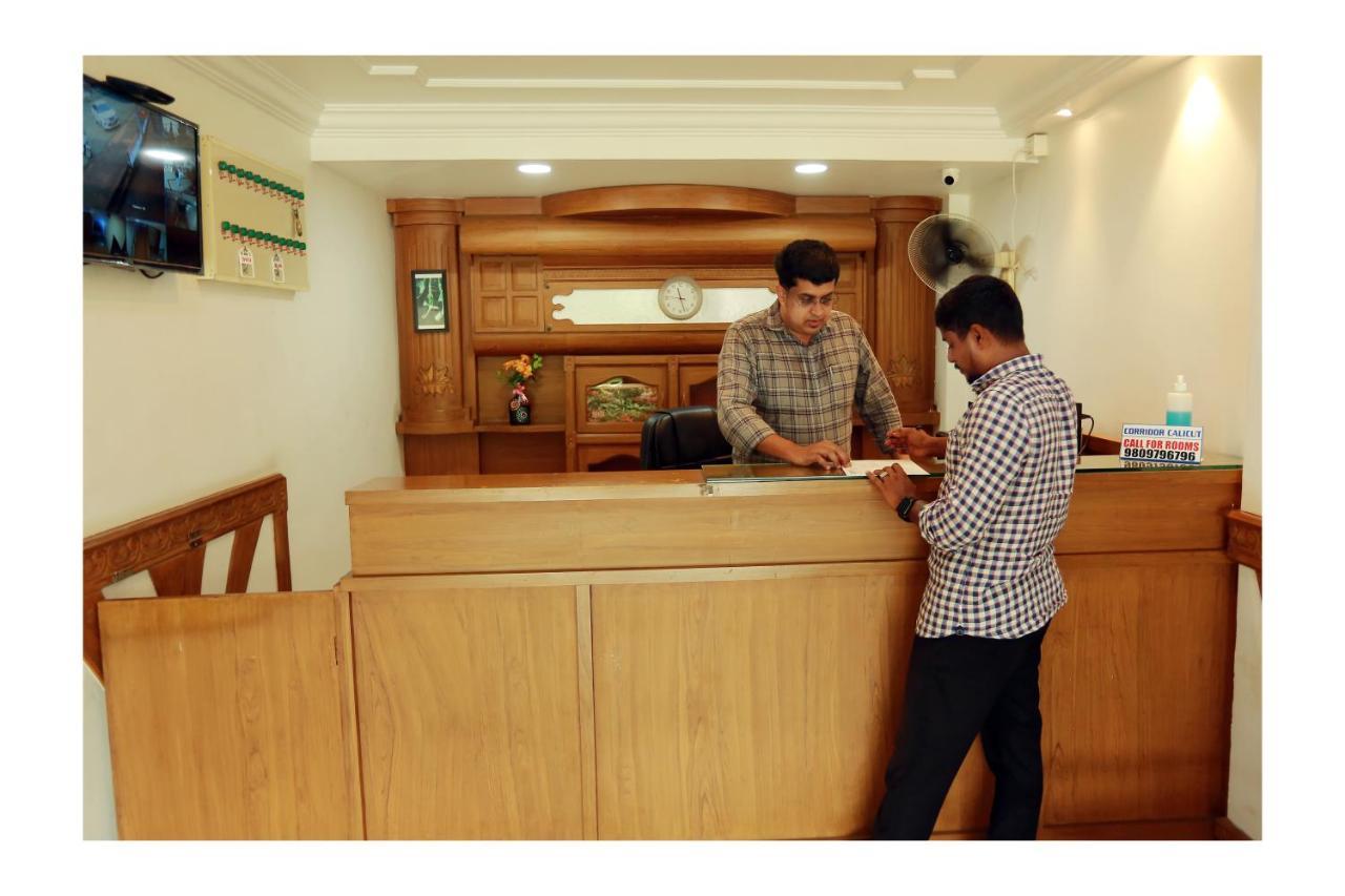 Corridor Calicut Airport Hotel Kondotty Екстер'єр фото